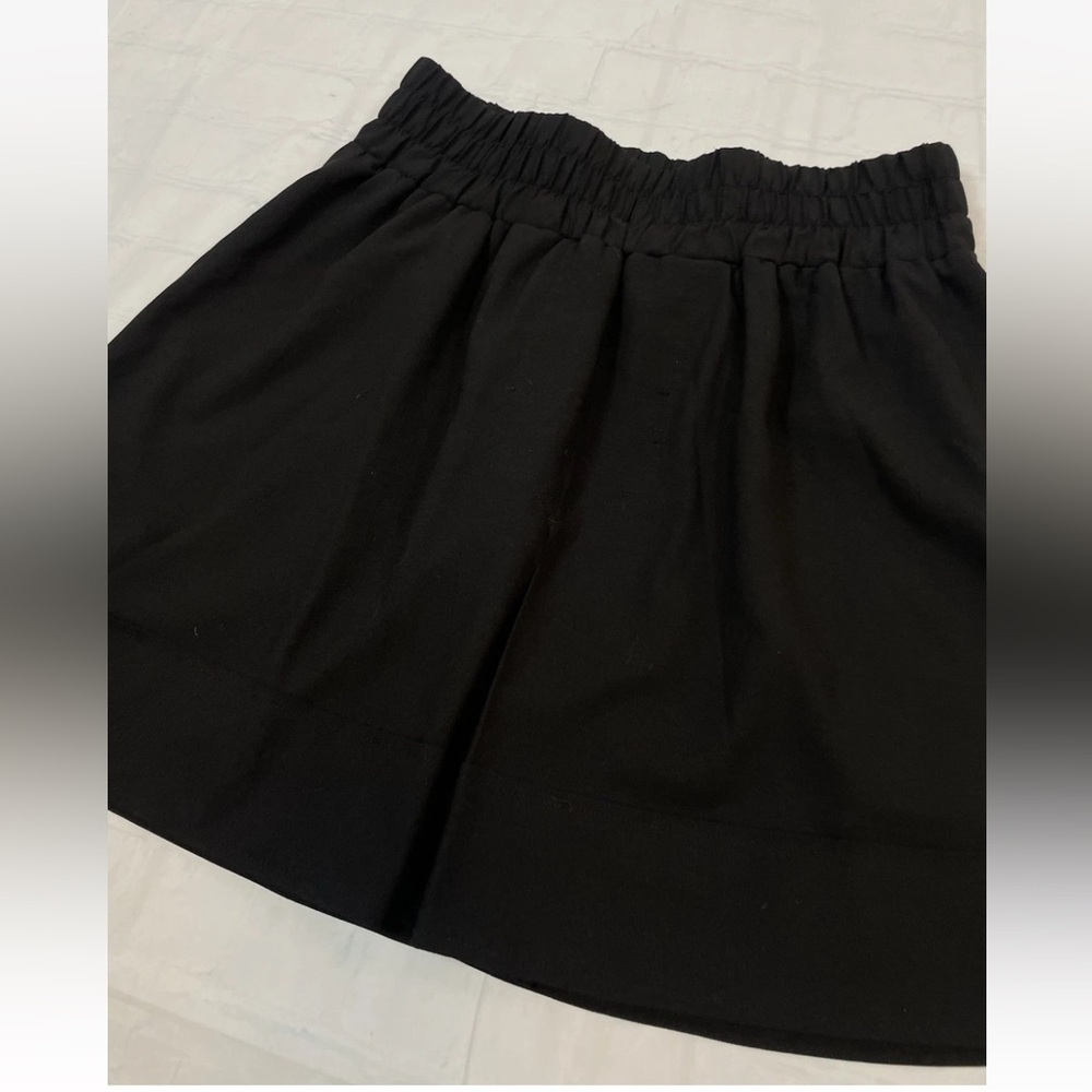 Converse One Star‎ Black Mini Skirt Woman’s Size XS Elastic Waist ,lined Pleated